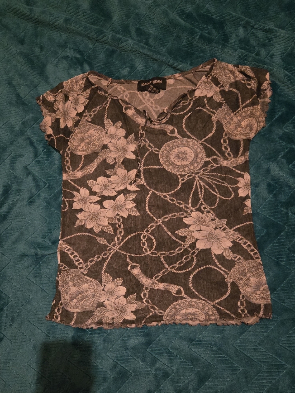 Mainstream Black Floral Chain-Print Short Sleeve Tee
